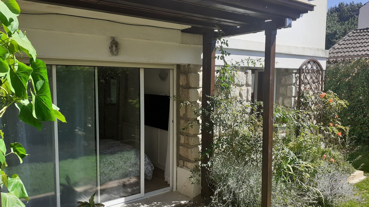 Photo of Outdoor in Clamart