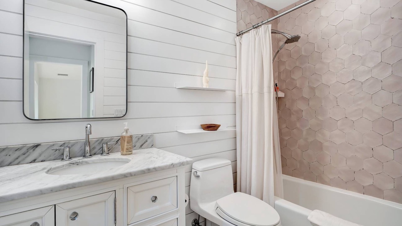 Photo of Bathroom in Hampton Bays