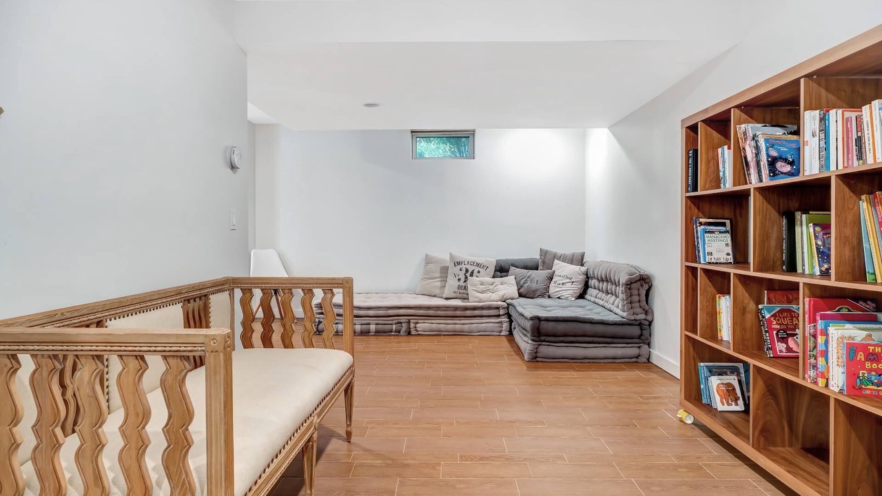 Photo of Others in Hampton Bays