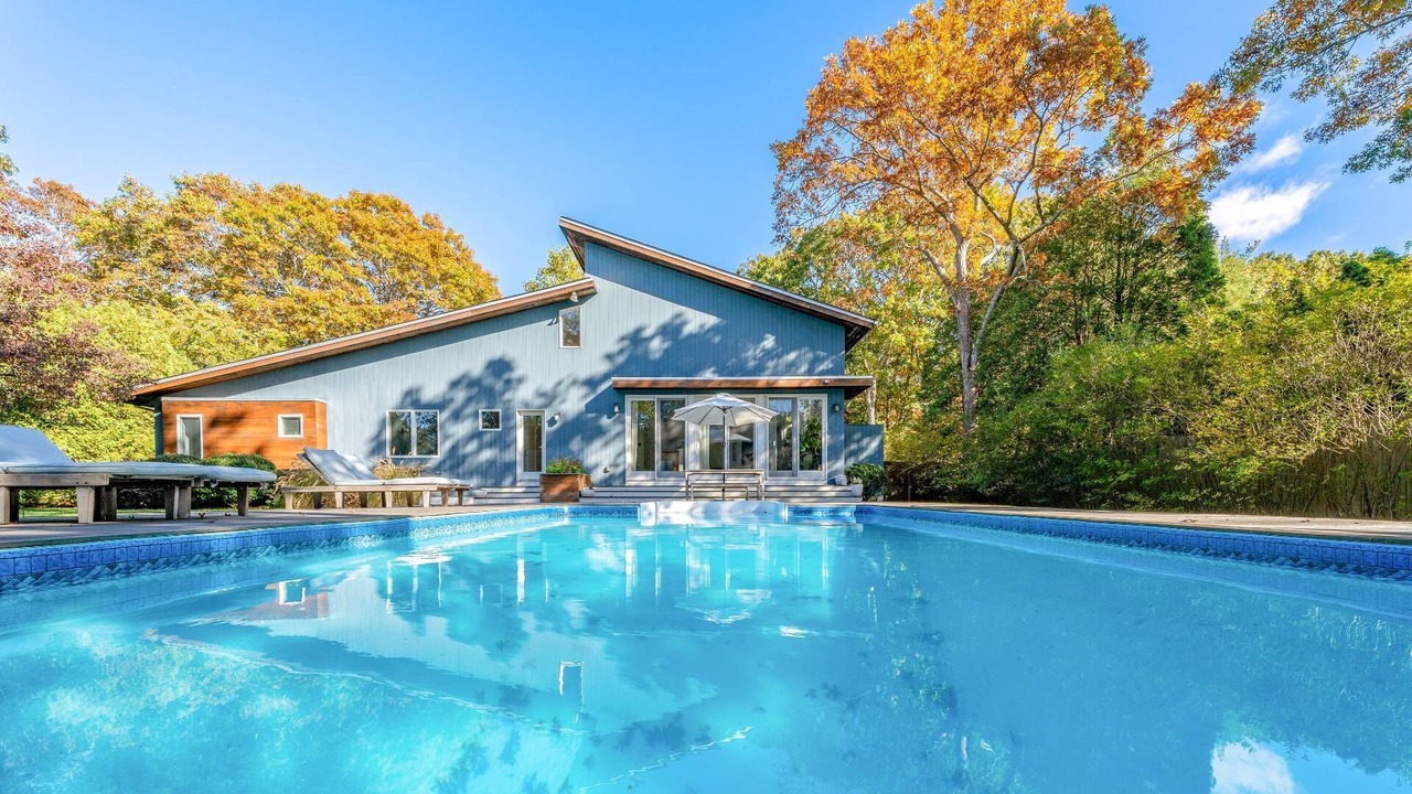 Photo of Outdoor in Hampton Bays