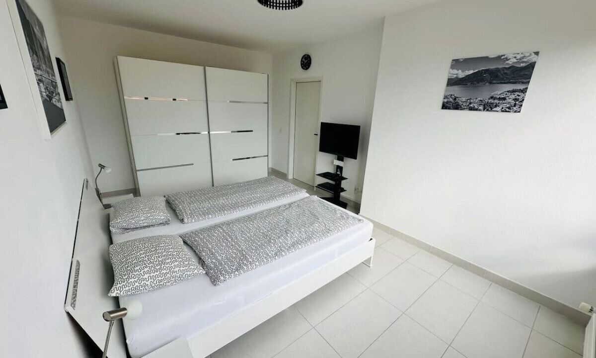 Photo of Bedroom in Muralto