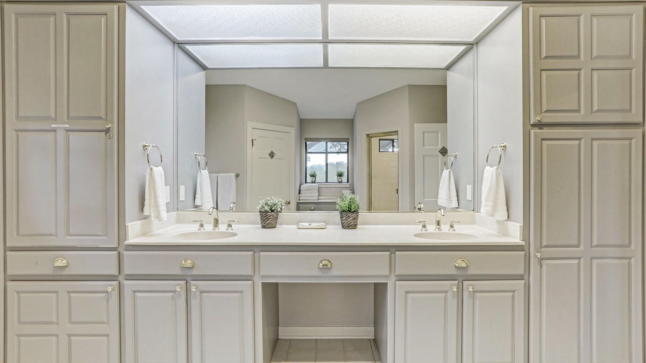 Photo of Bathroom in Belterra