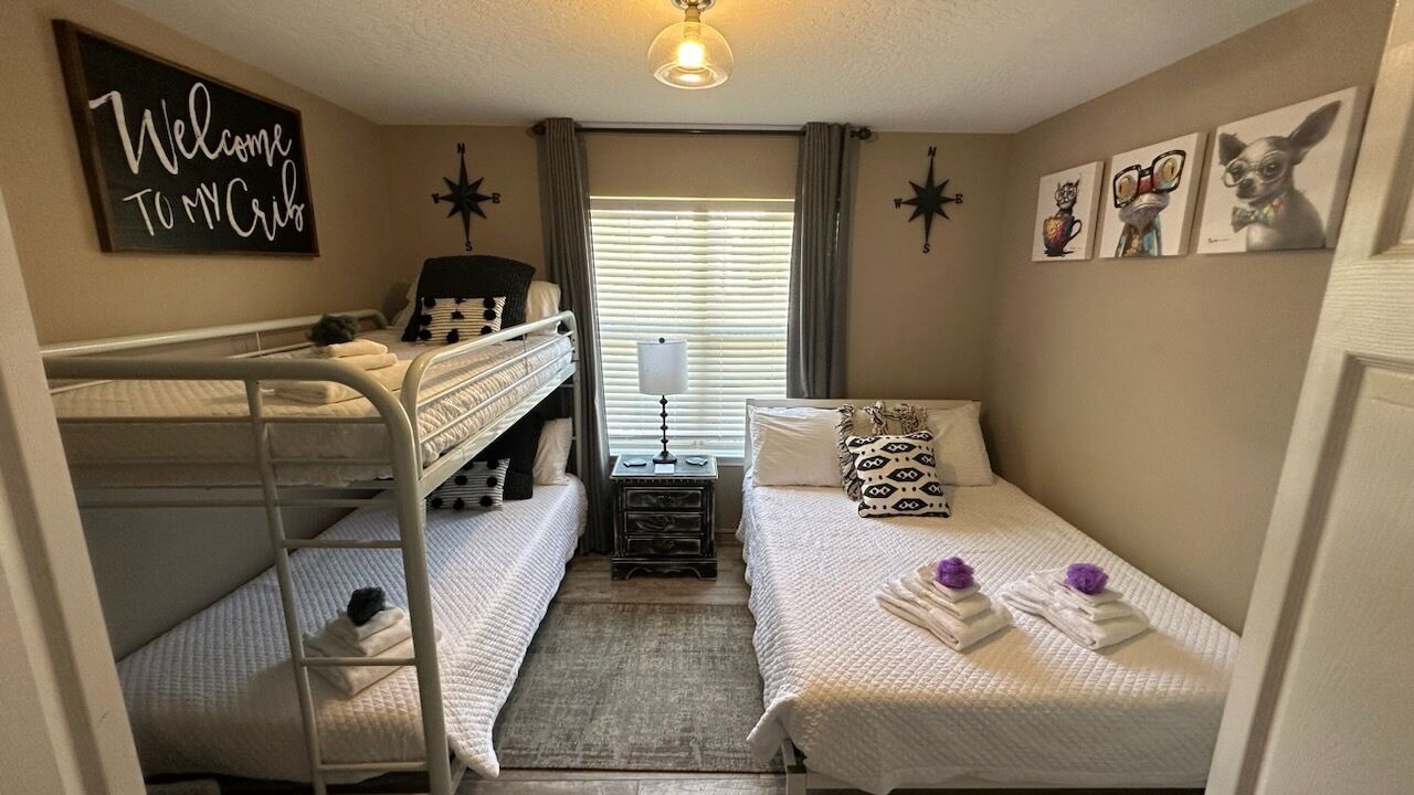 Photo of Bedroom in Clipper Cove