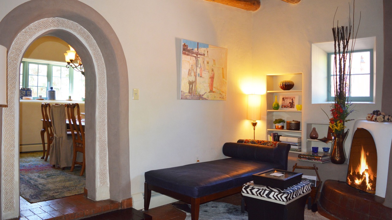 Photo of Livingroom in Taos