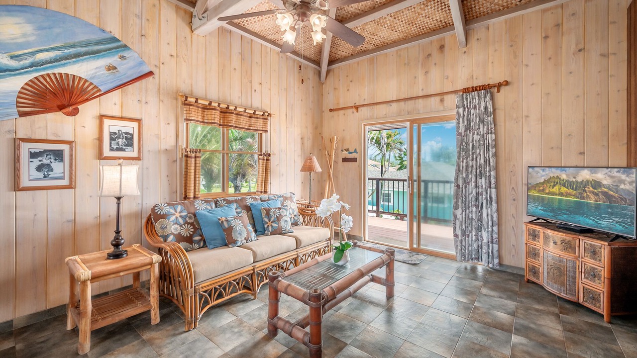 Photo of Livingroom in Wailua