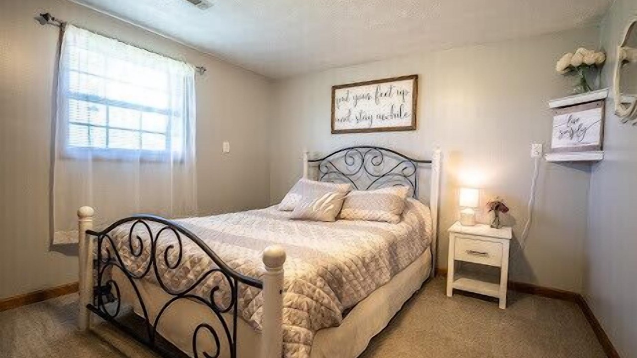 Photo of Bedroom in Crossville