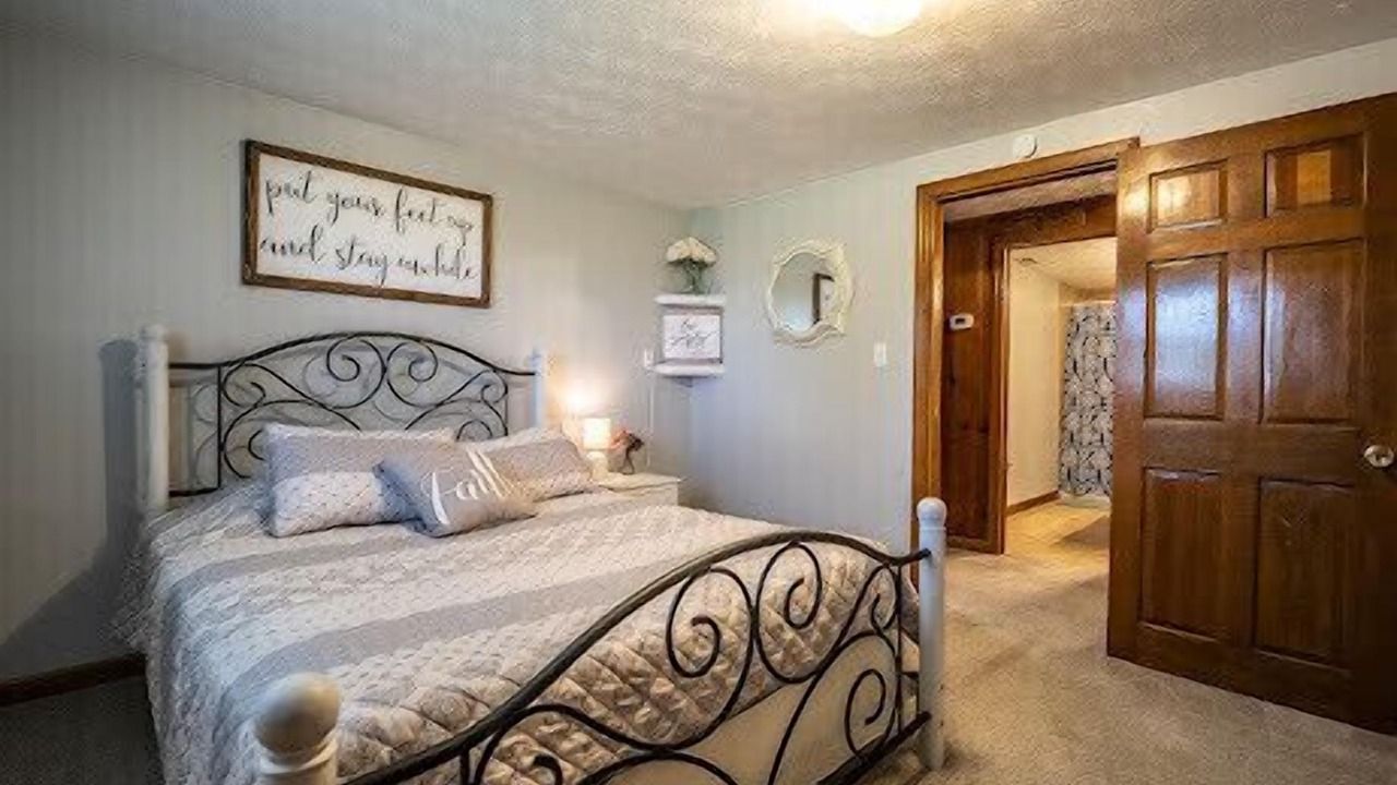 Photo of Bedroom in Crossville