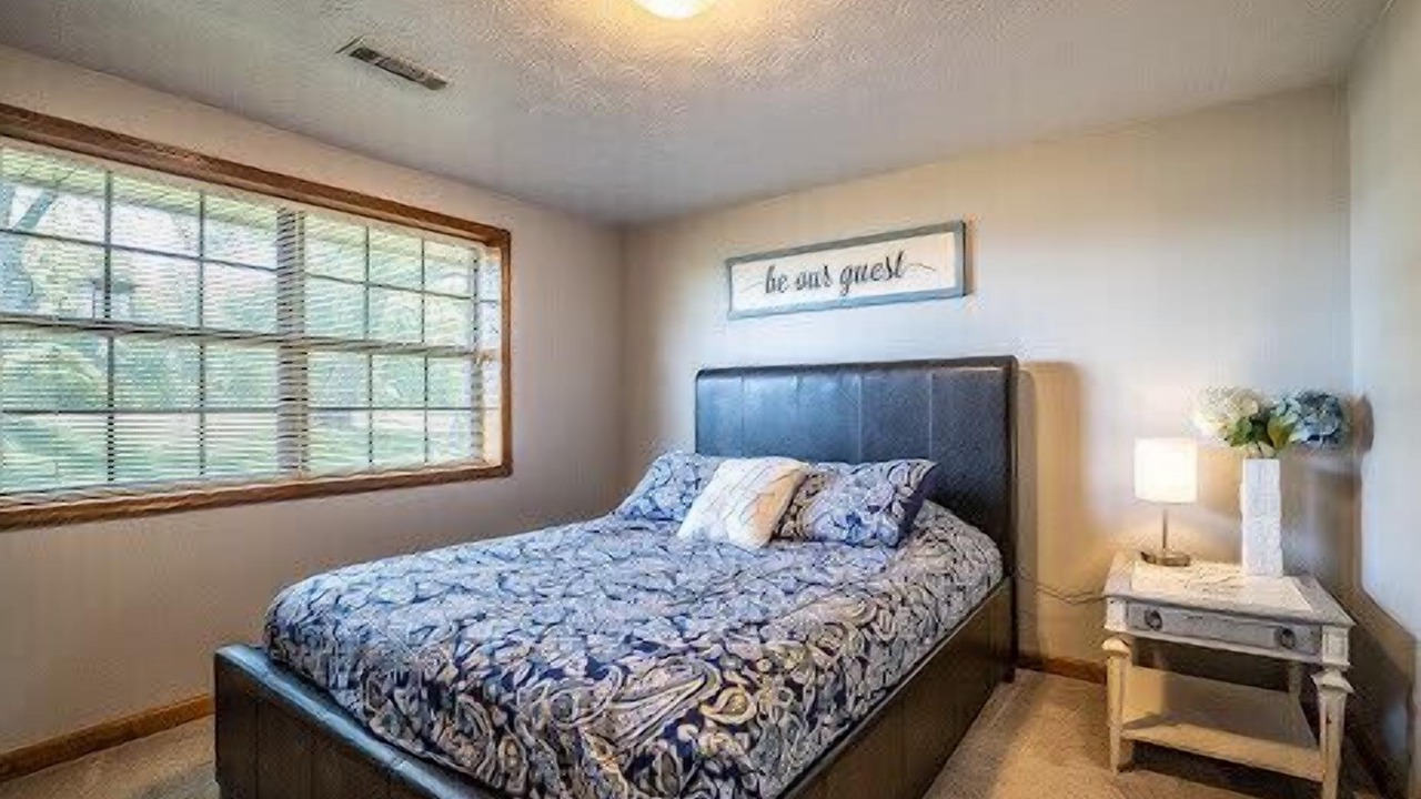 Photo of Bedroom in Crossville