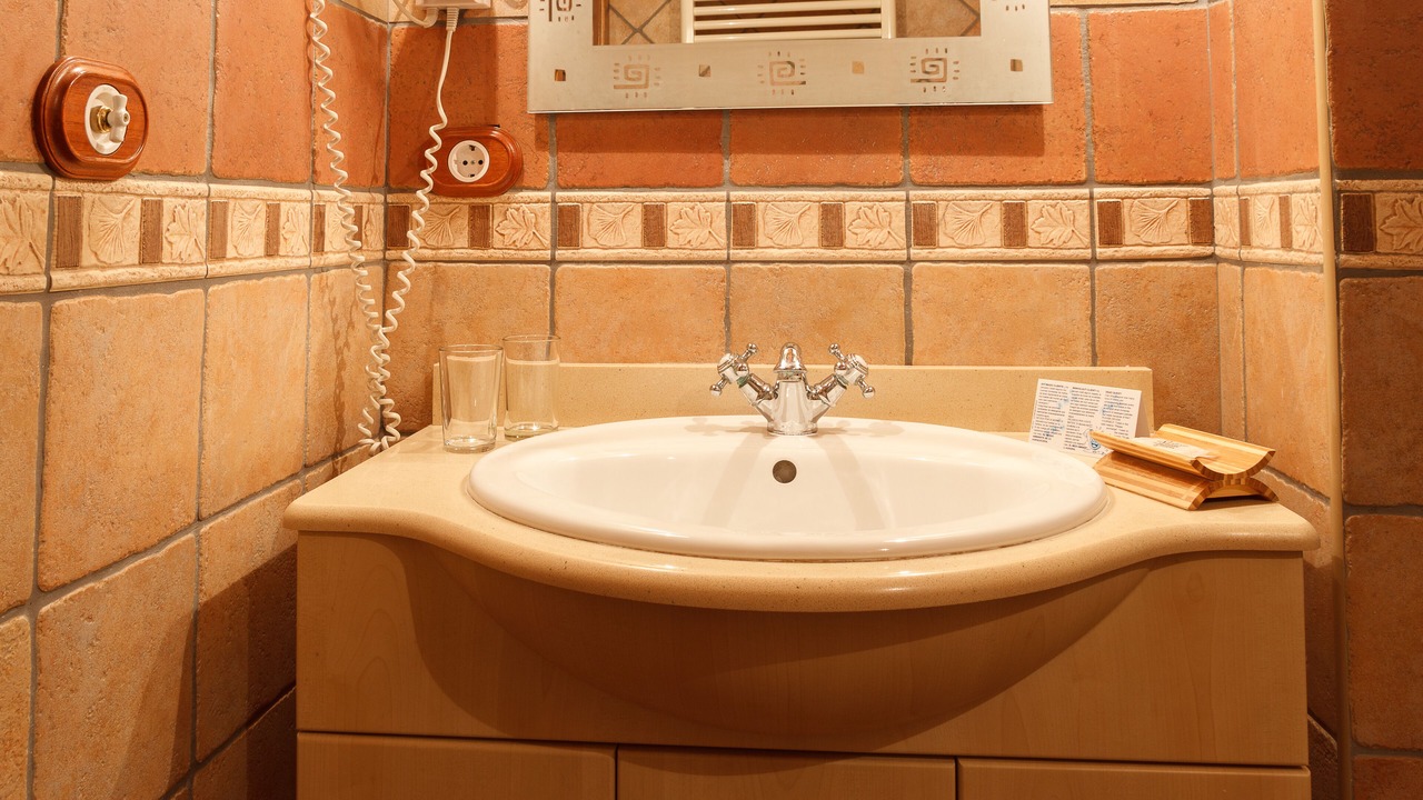 Photo of Bathroom in Pontons