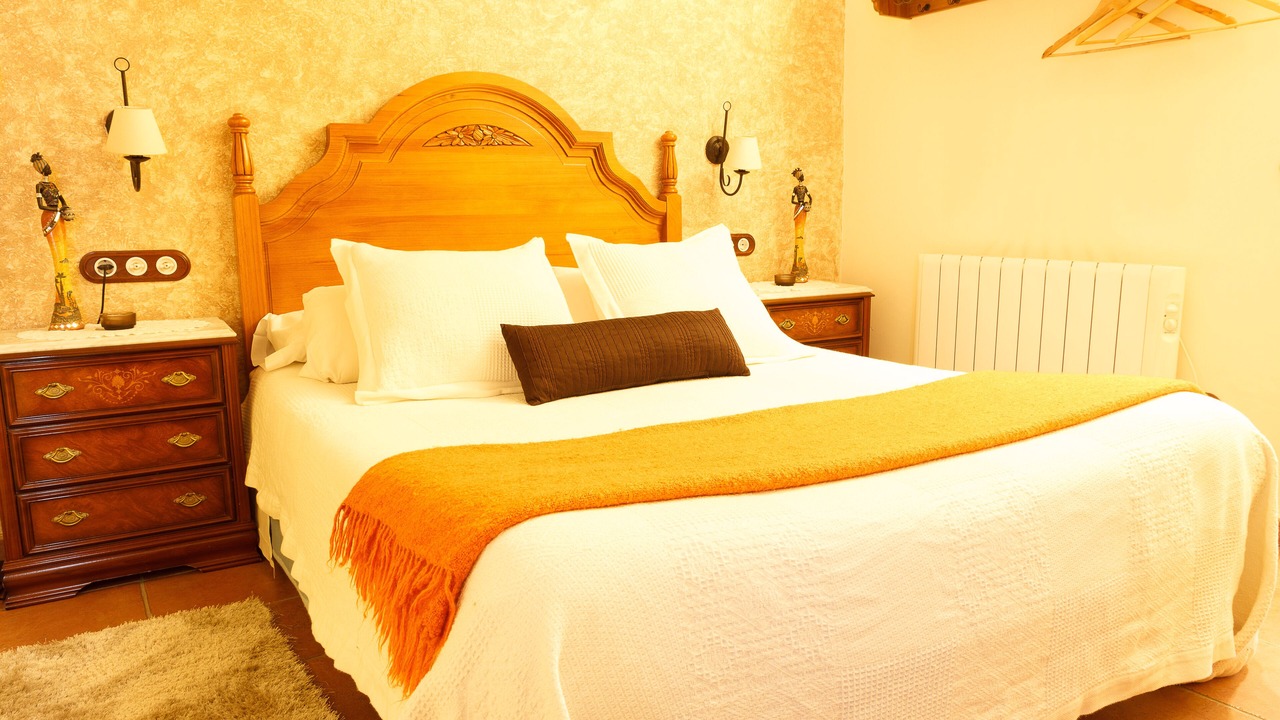 Photo of Bedroom in Pontons