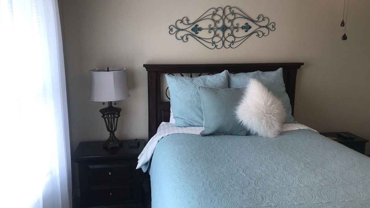 Photo of Bedroom in Central City