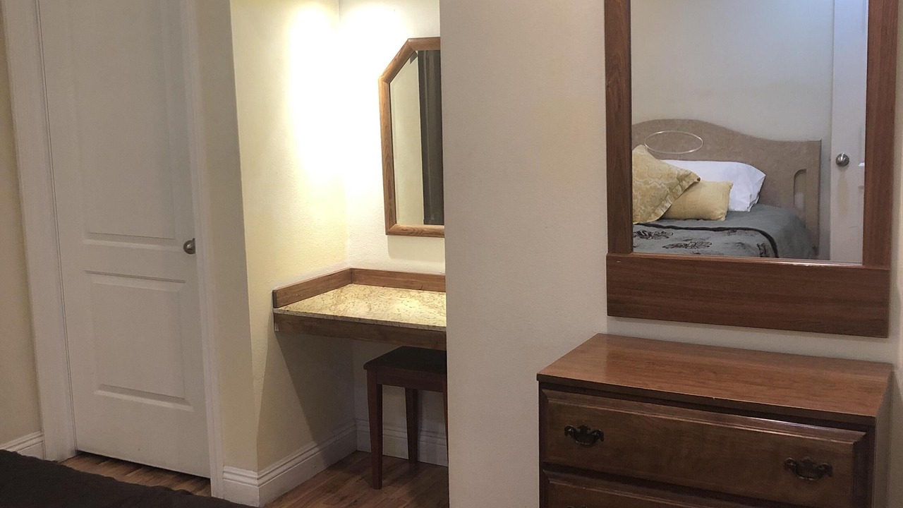 Photo of Bedroom in Burbank