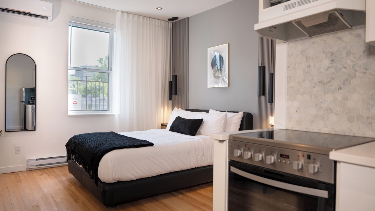 Photo of Bedroom in Plateau Mont Royal
