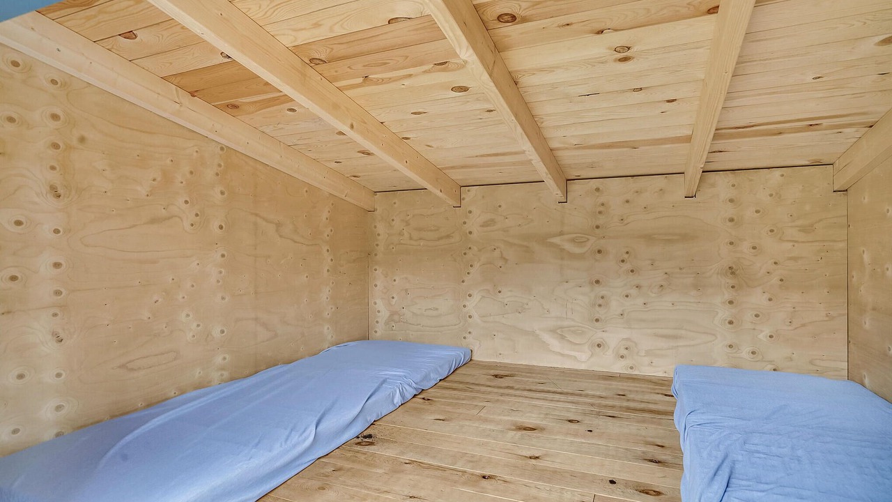 Photo of Others in Skygge