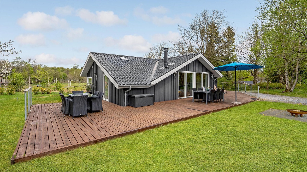 Photo of Outdoor in Skygge