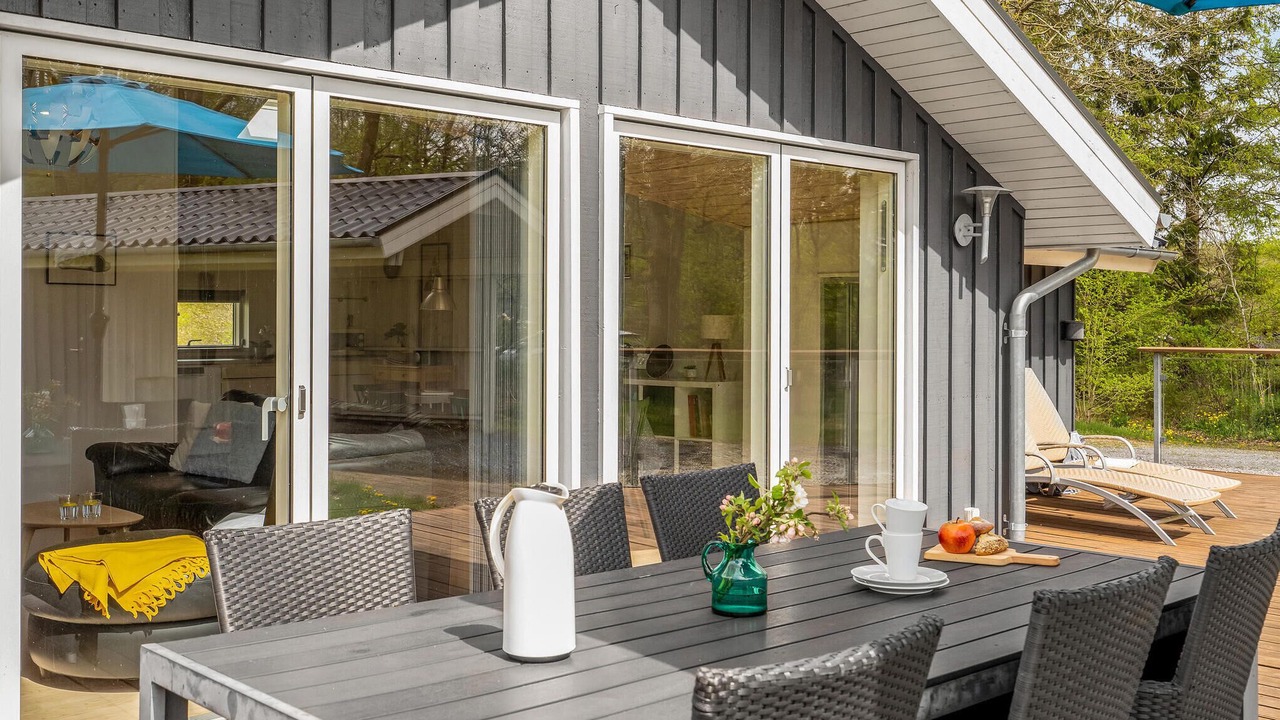 Photo of Outdoor in Skygge