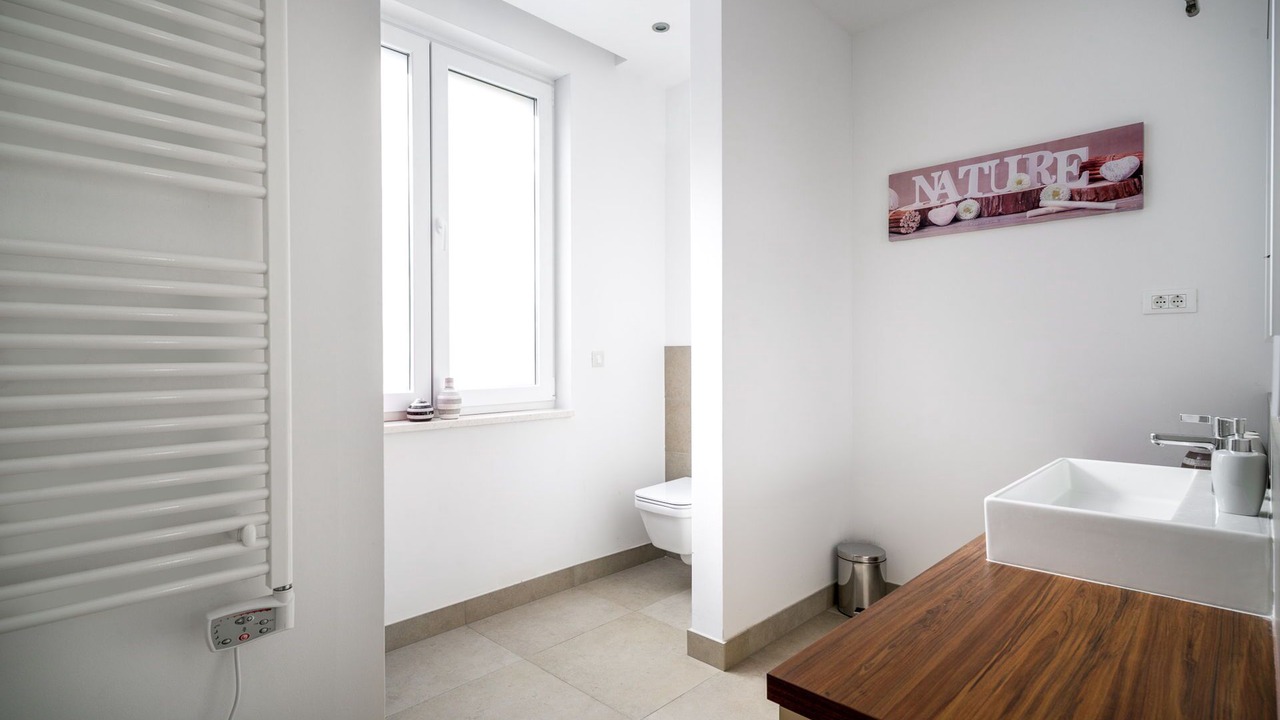 Photo of Bathroom in Slatine