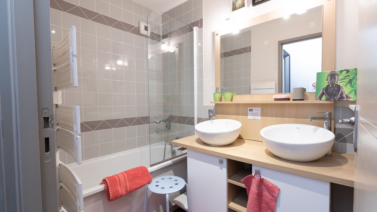 Photo of Bathroom in Sers
