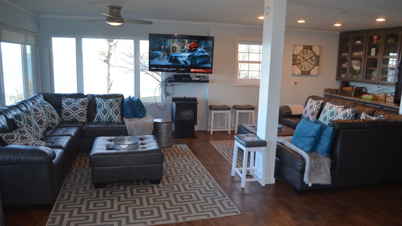 Photo of Livingroom in Grove