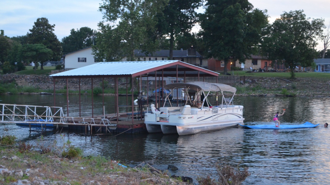 Photo of Others in Grove