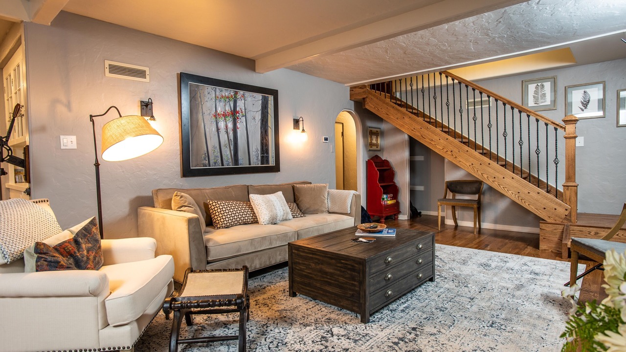 Photo of Livingroom in Broadmoor