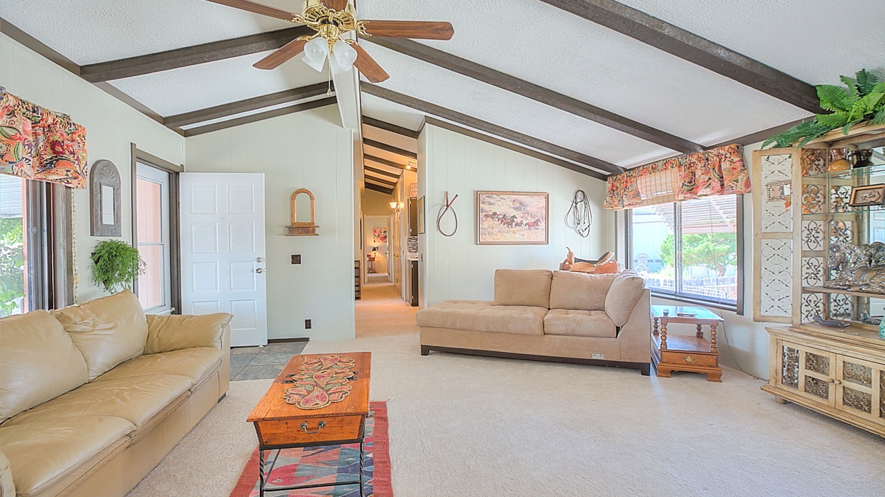 Photo of Livingroom in Rio Rancho