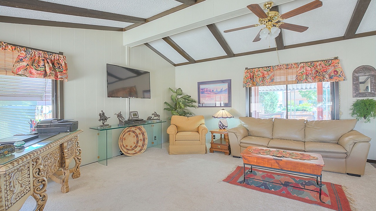 Photo of Livingroom in Rio Rancho