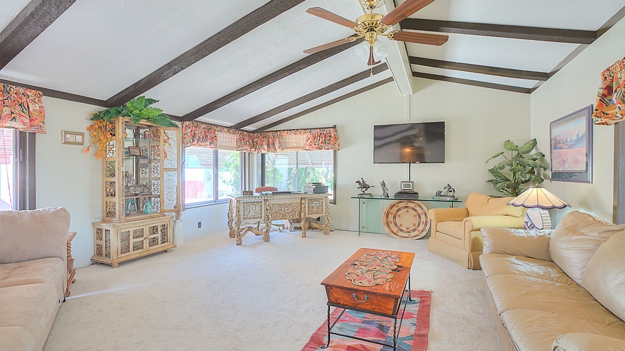 Photo of Livingroom in Rio Rancho