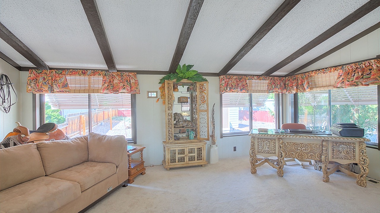 Photo of Livingroom in Rio Rancho