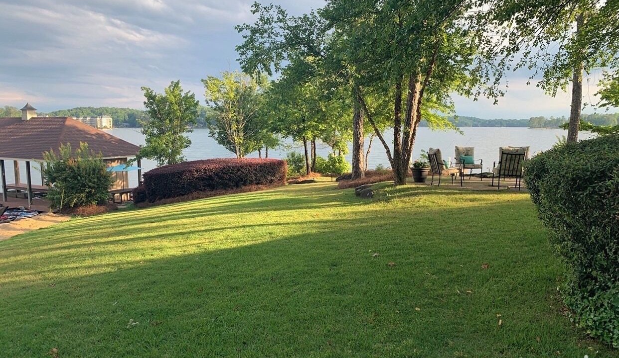 Photo of Others in Dadeville