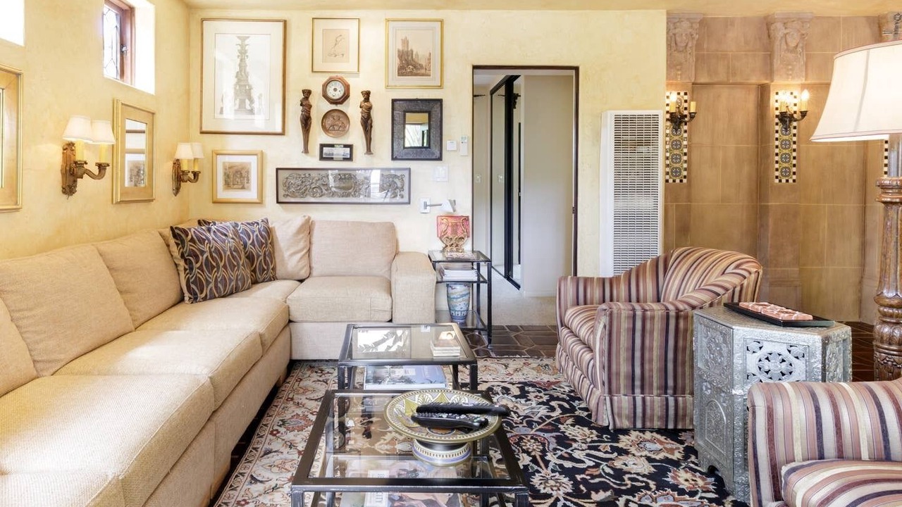Photo of Livingroom in Park West