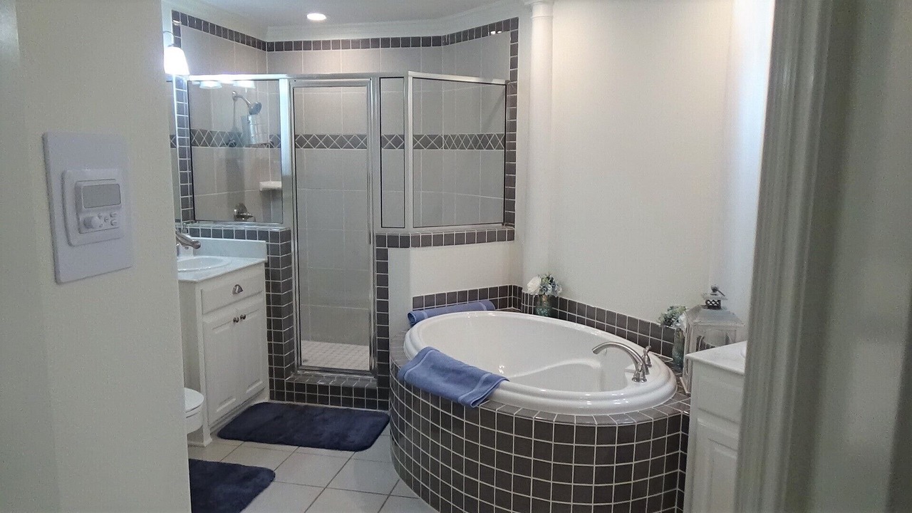 Photo of Bathroom in McLendon-Chisholm