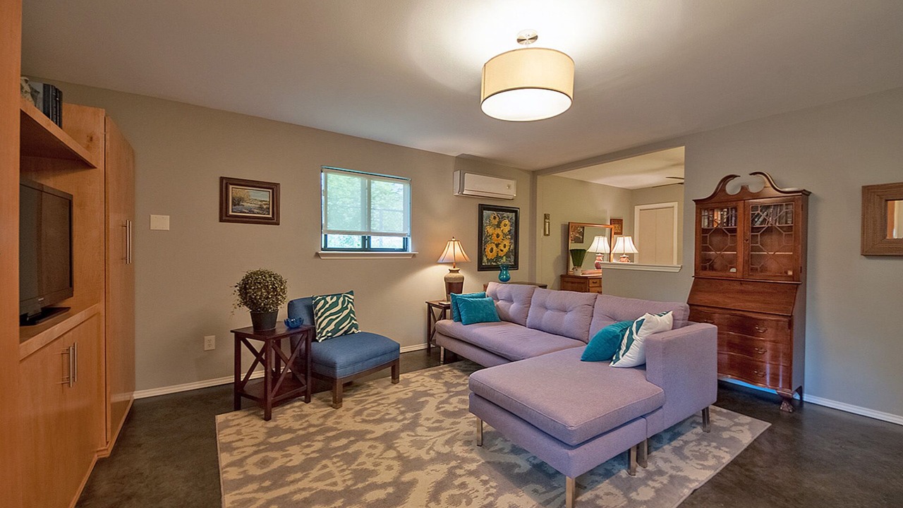 Photo of Livingroom in Northeast Dallas
