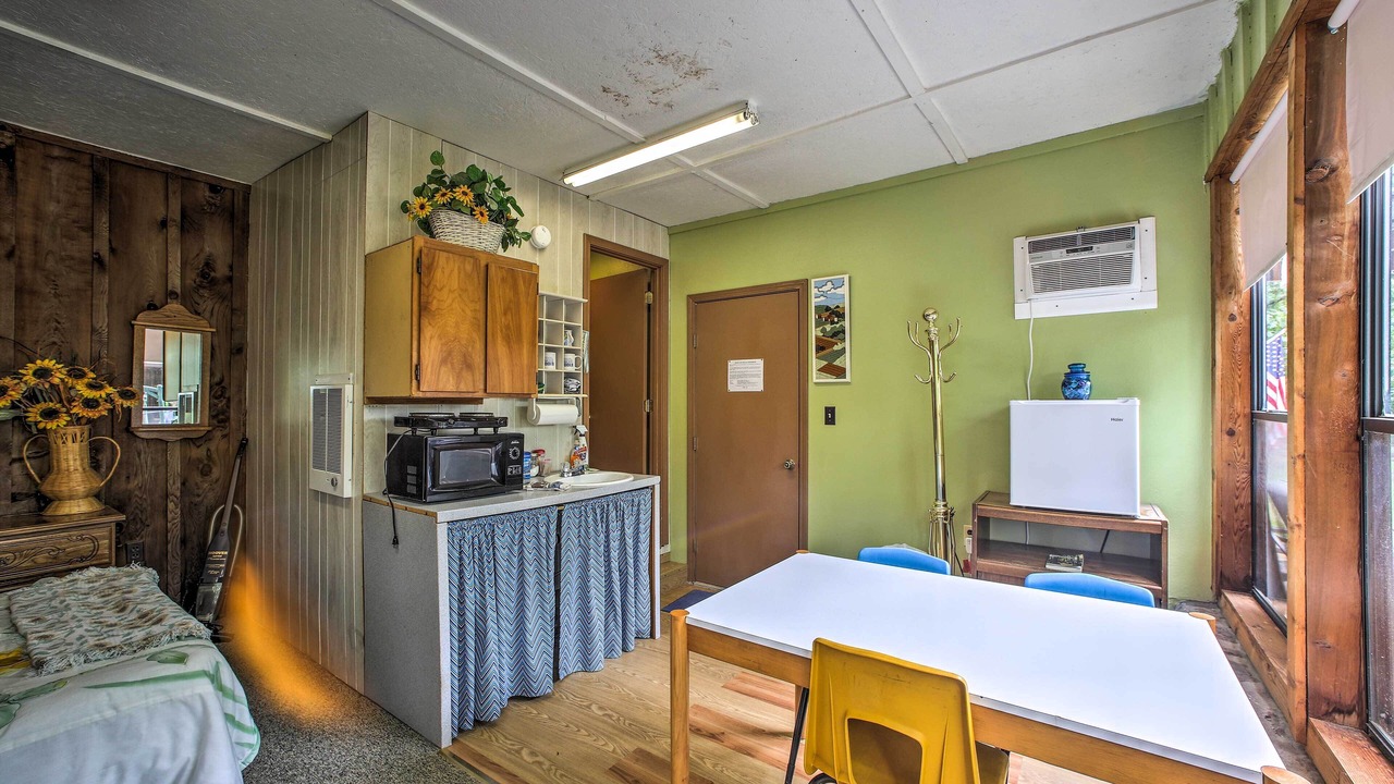 Photo of Kitchen in Compton