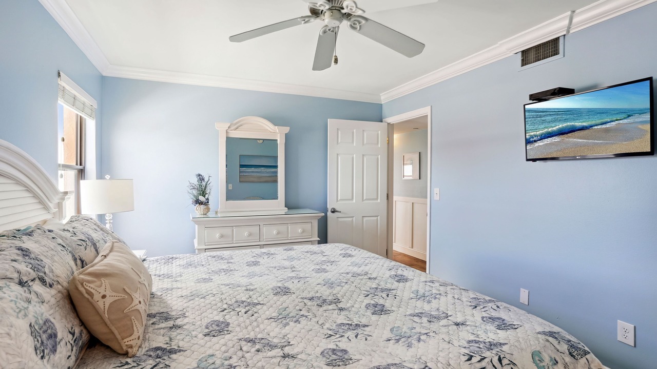 Photo of Bedroom in North Redington Beach