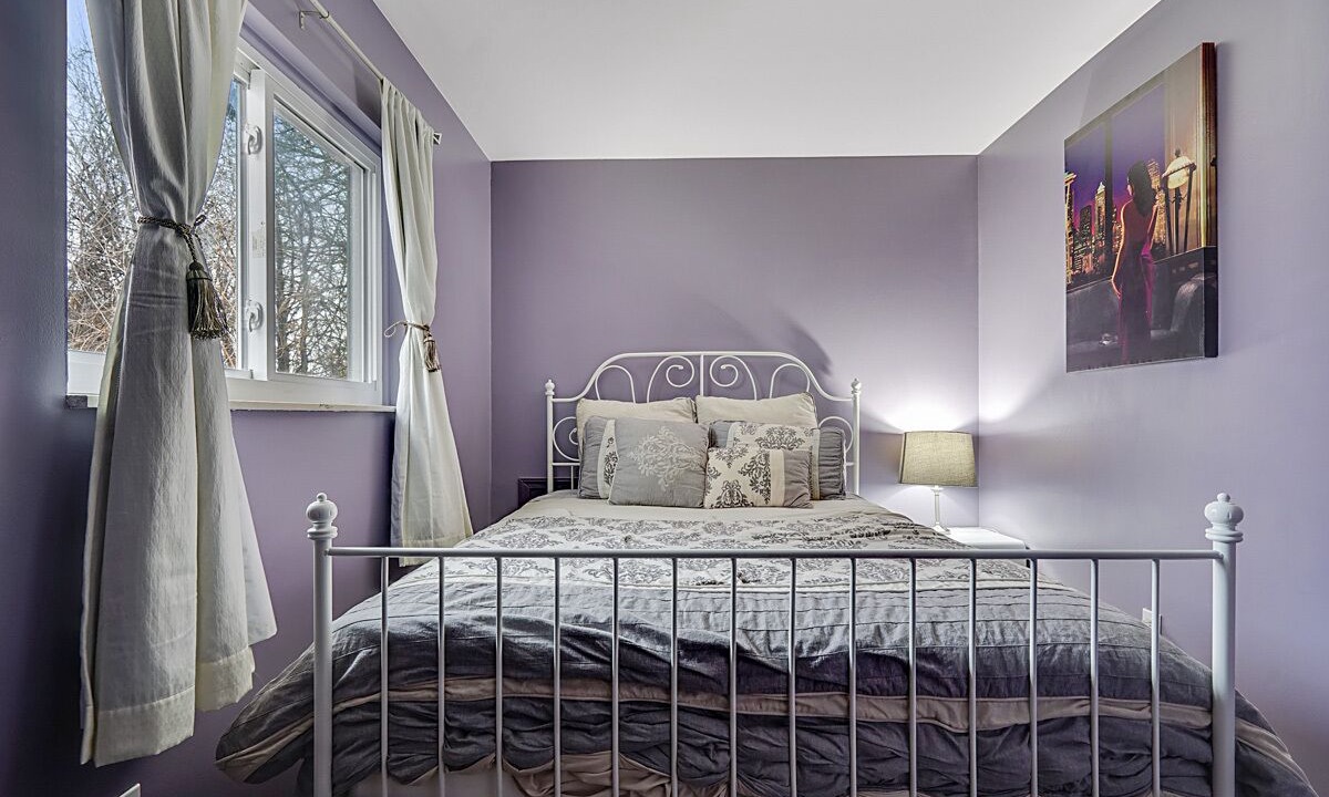 Photo of Bedroom in Madison Heights
