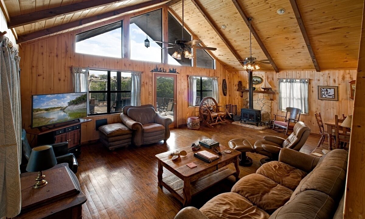 Photo of Bedroom in Morgan