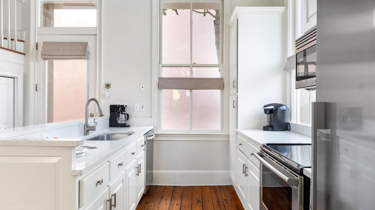 Photo of Kitchen in Charleston Historic District