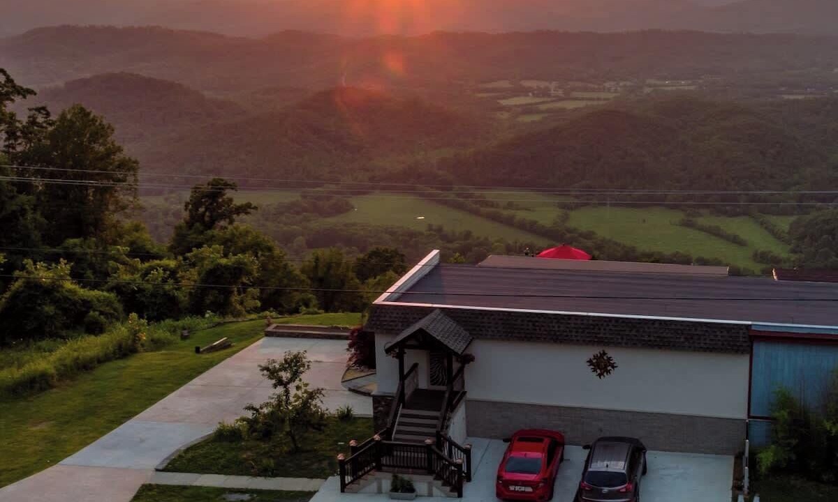 Photo of Others in Lookout Mountain