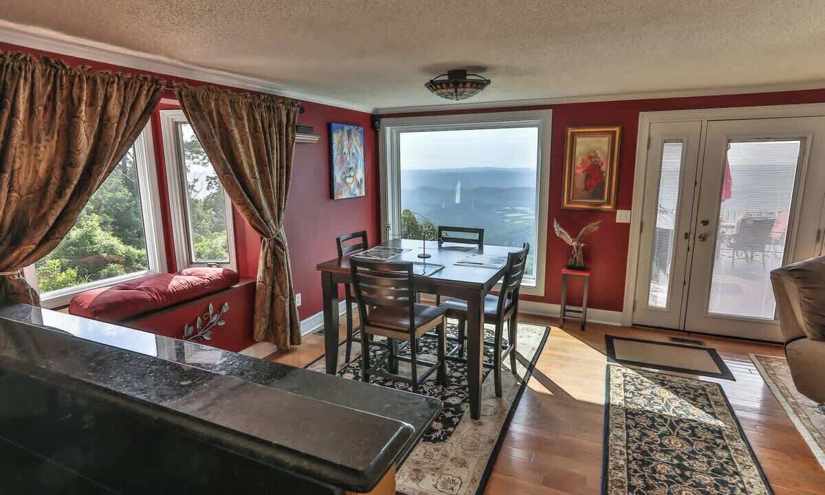 Photo of Bedroom in Lookout Mountain