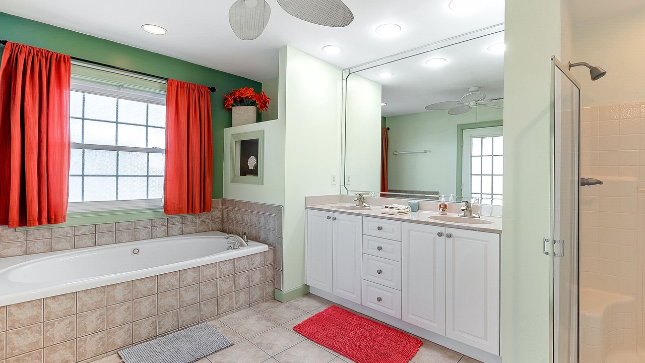 Photo of Bathroom in East Ocean View