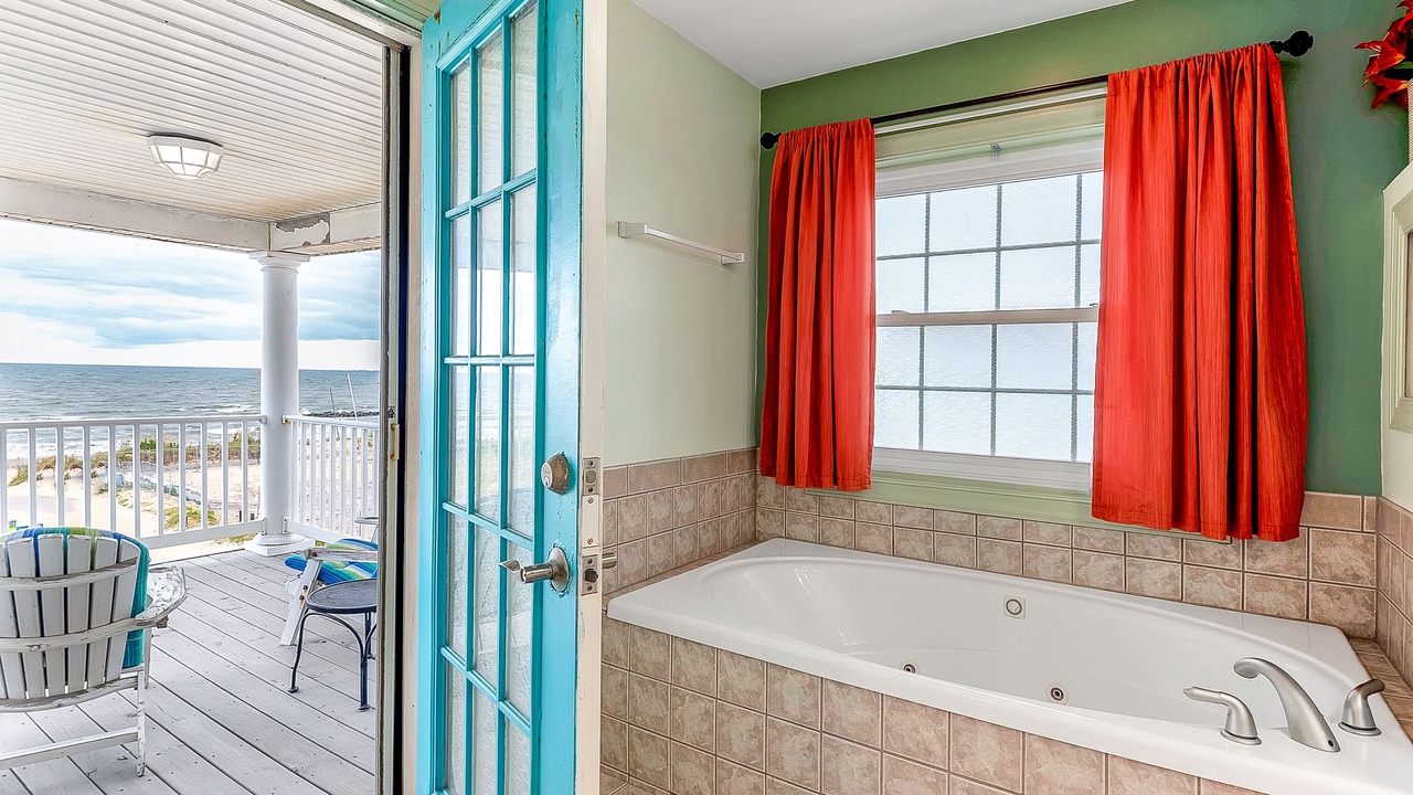 Photo of Bathroom in East Ocean View