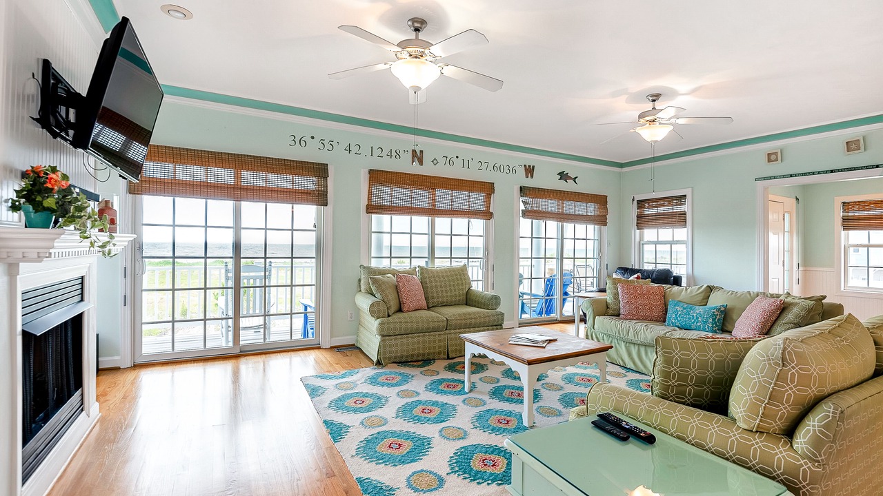 Photo of Livingroom in East Ocean View