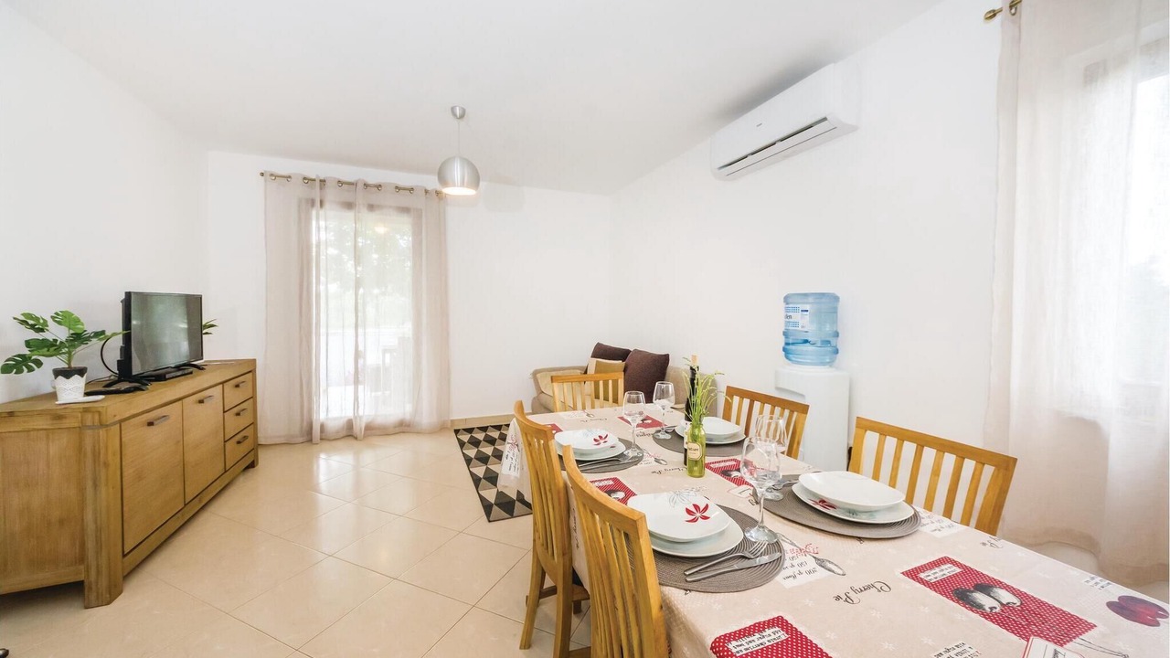 Photo of Bedroom in Tinj