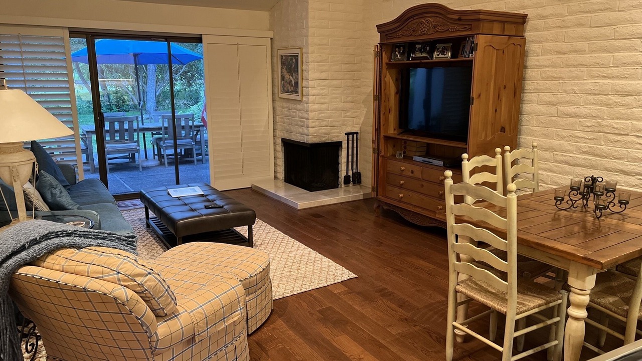Photo of Livingroom in Napa