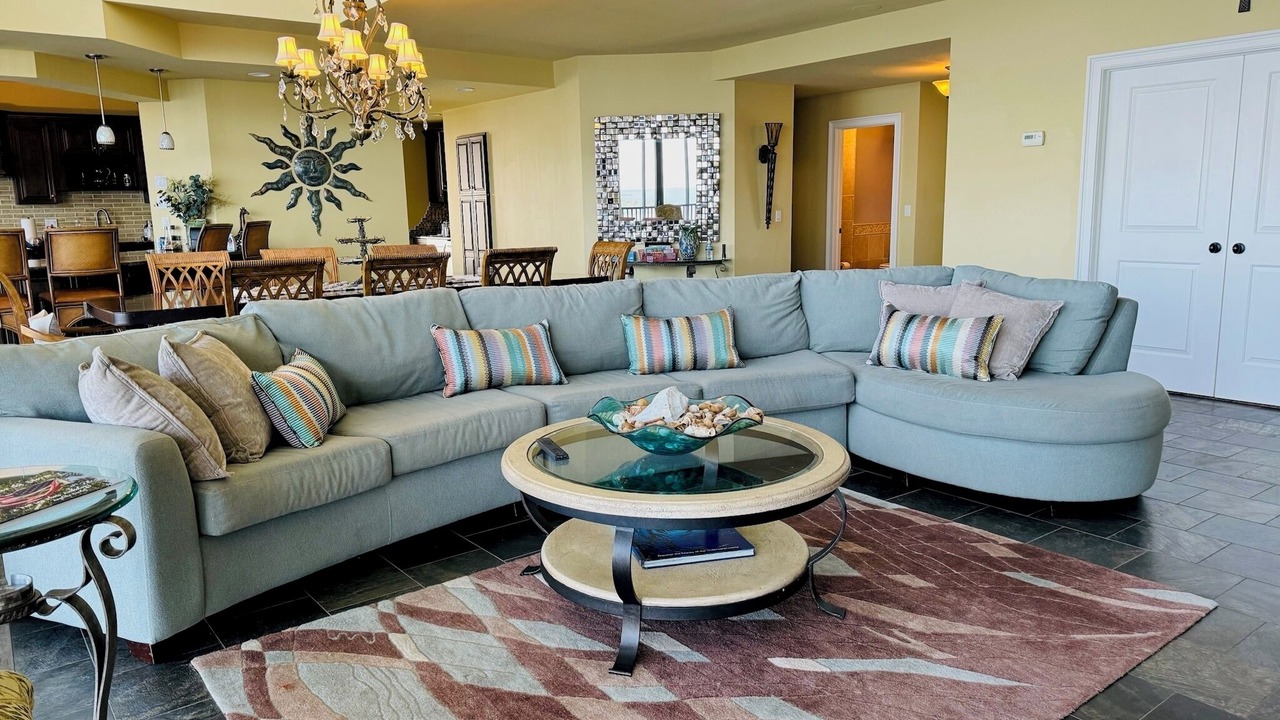 Photo of Livingroom in Punta Rassa