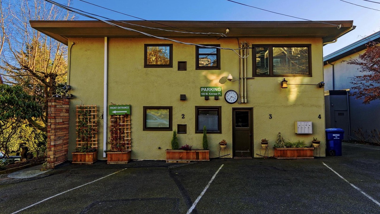 Photo of Others in Lower Queen Anne