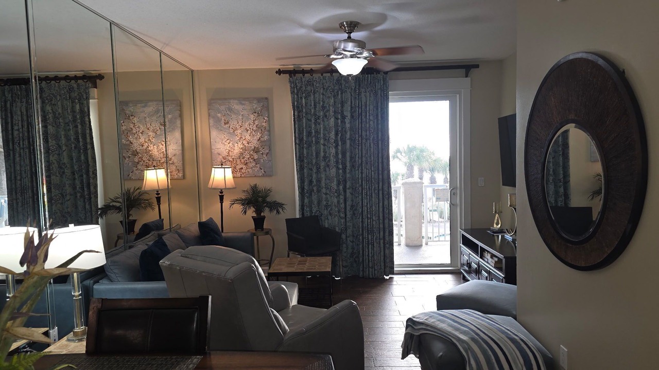 Photo of Livingroom in Panama City Beach