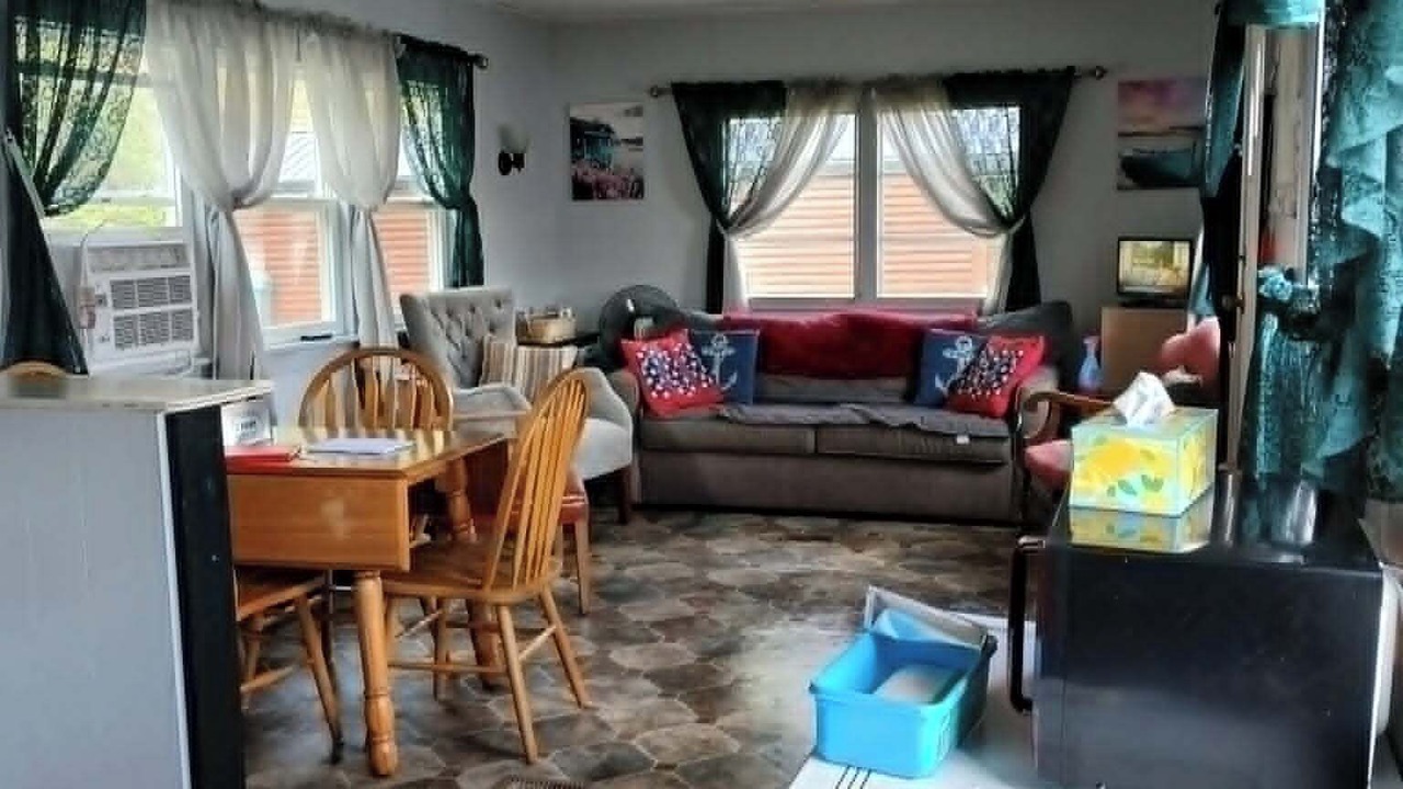 Photo of Livingroom in Bradford