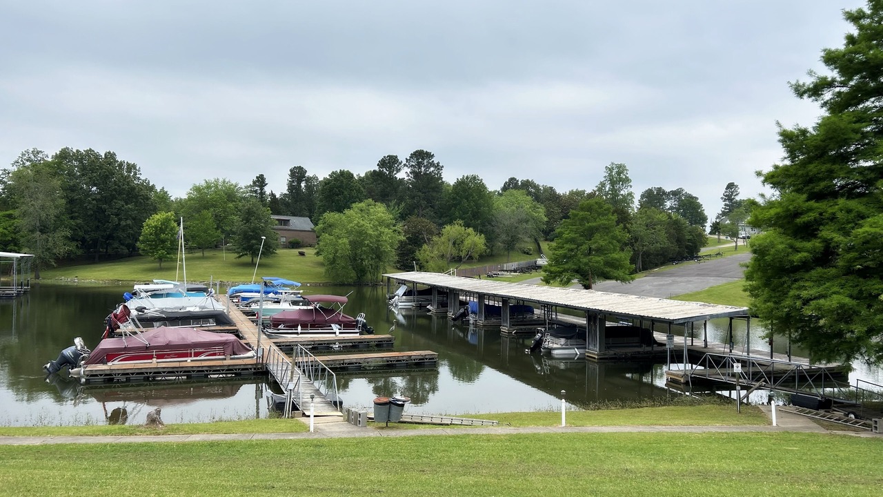 Photo of Others in Benton